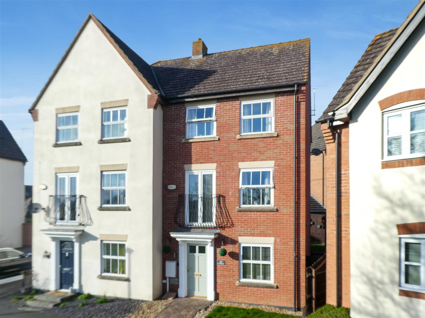 4 bed property in Colindale Street, Milton Keynes